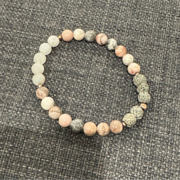 Essential Oil Bracelet - Picture 3 of 3